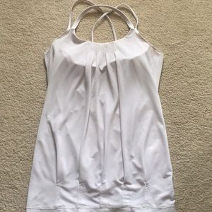 Lululemon top